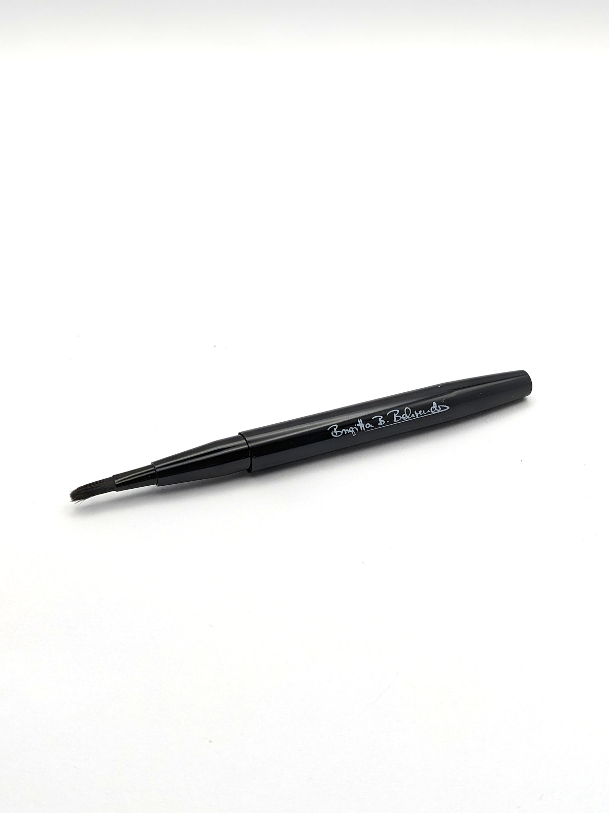 Lip Brush Automatic